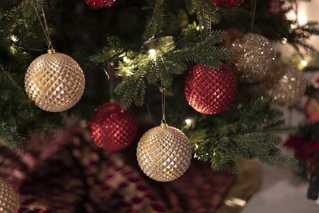 How to Clean and Store Holiday Decorations