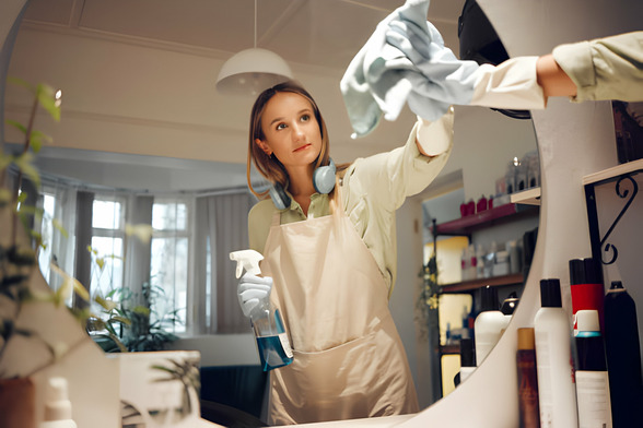 Zero-Waste Bathroom Cleaning