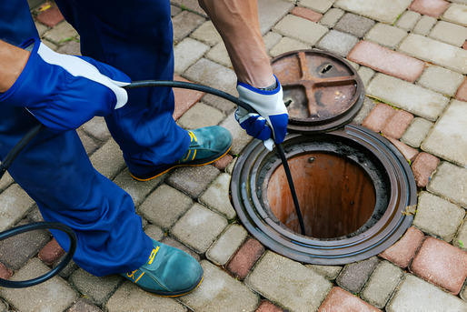 clean up sewage water damage 